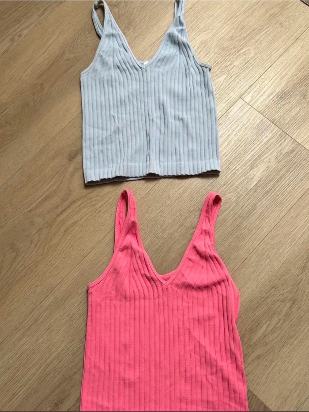 Nikibiki Ribbed V-Neck Tank Tops in Pink and Light Blue